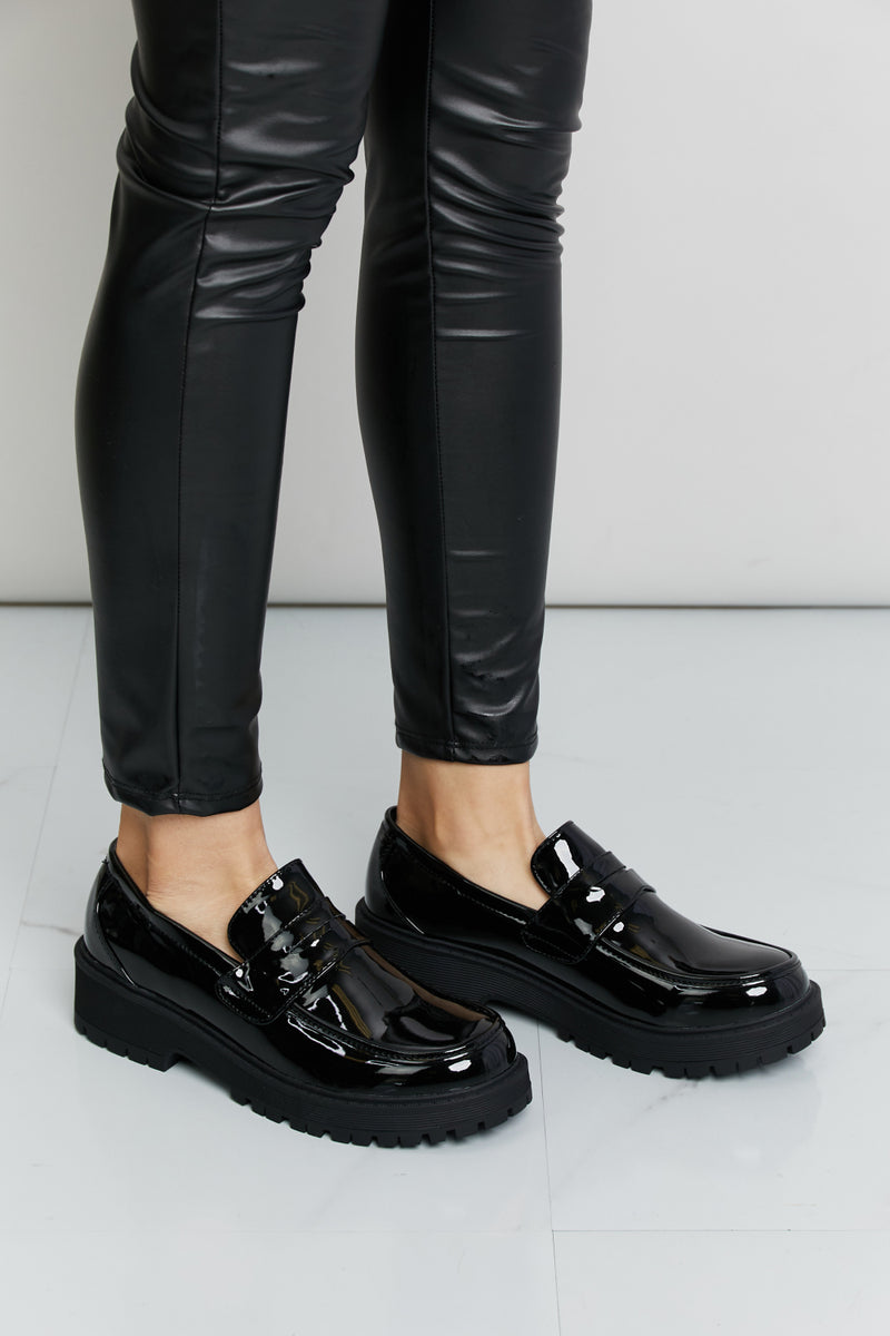 Selena Patent Round Toe Loafers